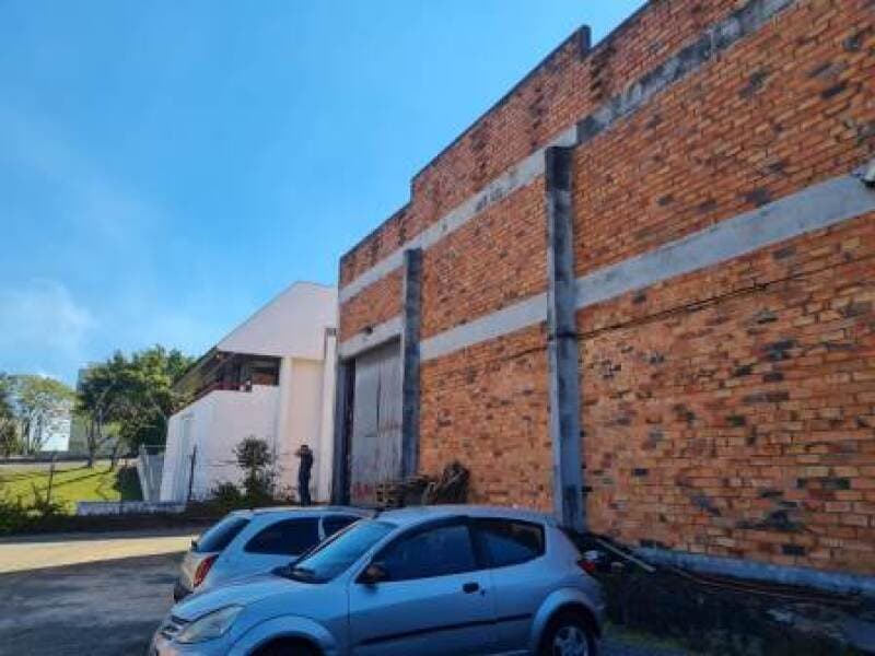 Foto 3 de 50: Comercial em leilão em Curitiba - PR, bairro Cidade Industrial — LOTE 001 BARRACÃO INDUSTRIAL E DE SERVIÇOS