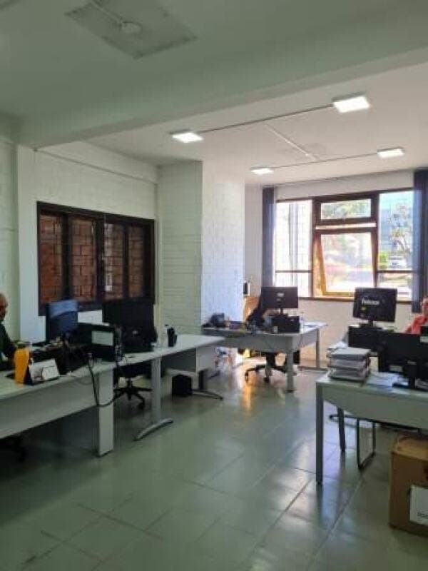 Foto 18 de 50: Comercial em leilão em Curitiba - PR, bairro Cidade Industrial — LOTE 001 BARRACÃO INDUSTRIAL E DE SERVIÇOS