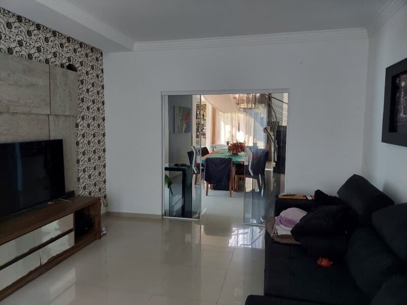Foto 21 de 74: Casa em leilão em São José Dos Pinhais - PR, bairro Jardim Itália — LOTE 002 RESIDÊNCIA EM CONDOMÍNIO
