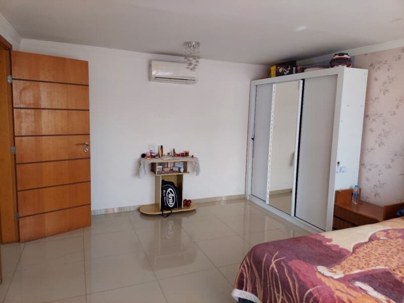 Foto 51 de 74: Casa em leilão em São José Dos Pinhais - PR, bairro Jardim Itália — LOTE 002 RESIDÊNCIA EM CONDOMÍNIO