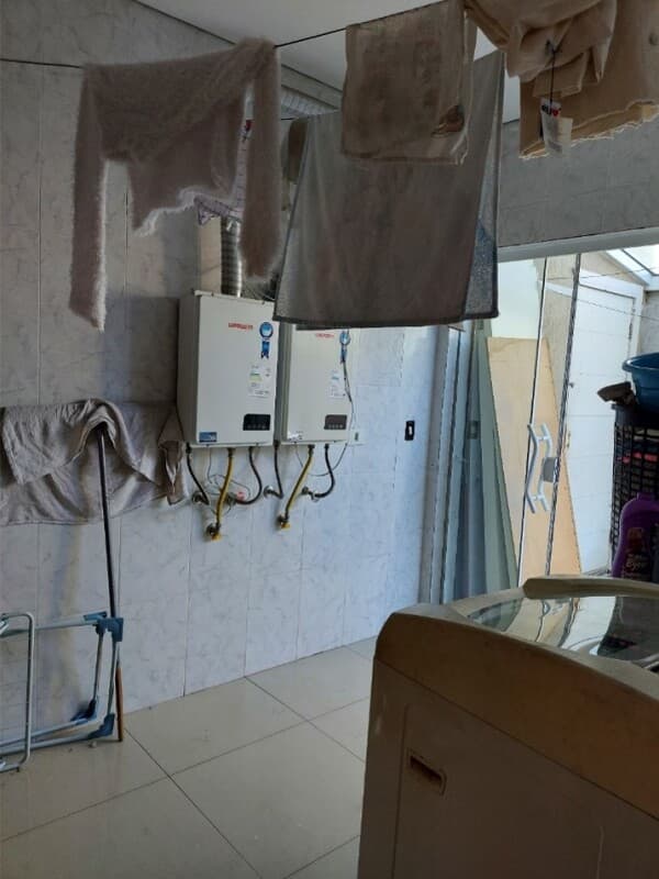 Foto 58 de 74: Casa em leilão em São José Dos Pinhais - PR, bairro Jardim Itália — LOTE 002 RESIDÊNCIA EM CONDOMÍNIO