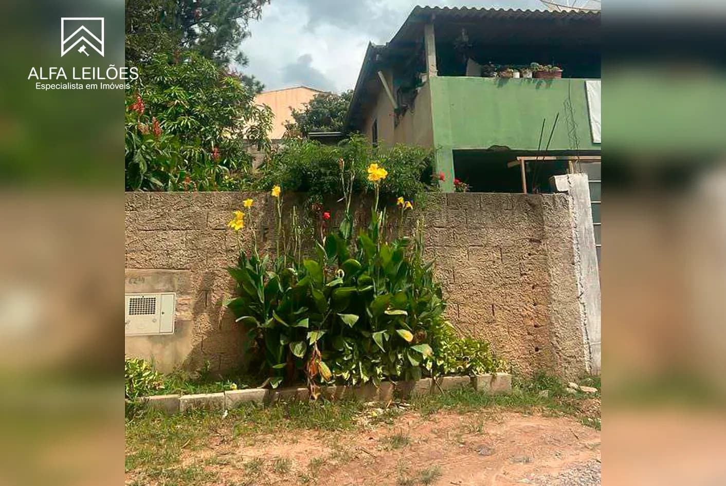 Foto 2 de 3: Casa em leilão em Alumínio - SP — Leilão de Chácara em Alumínio (SP)