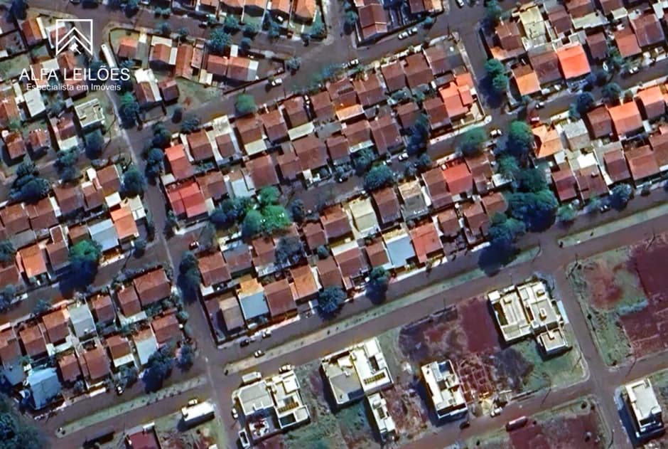 Foto 3 de 3: Casa em leilão em Nova Aurora - PR, bairro Centro — Nova Aurora (PR) – Casa no Centro com 206m² de Terreno