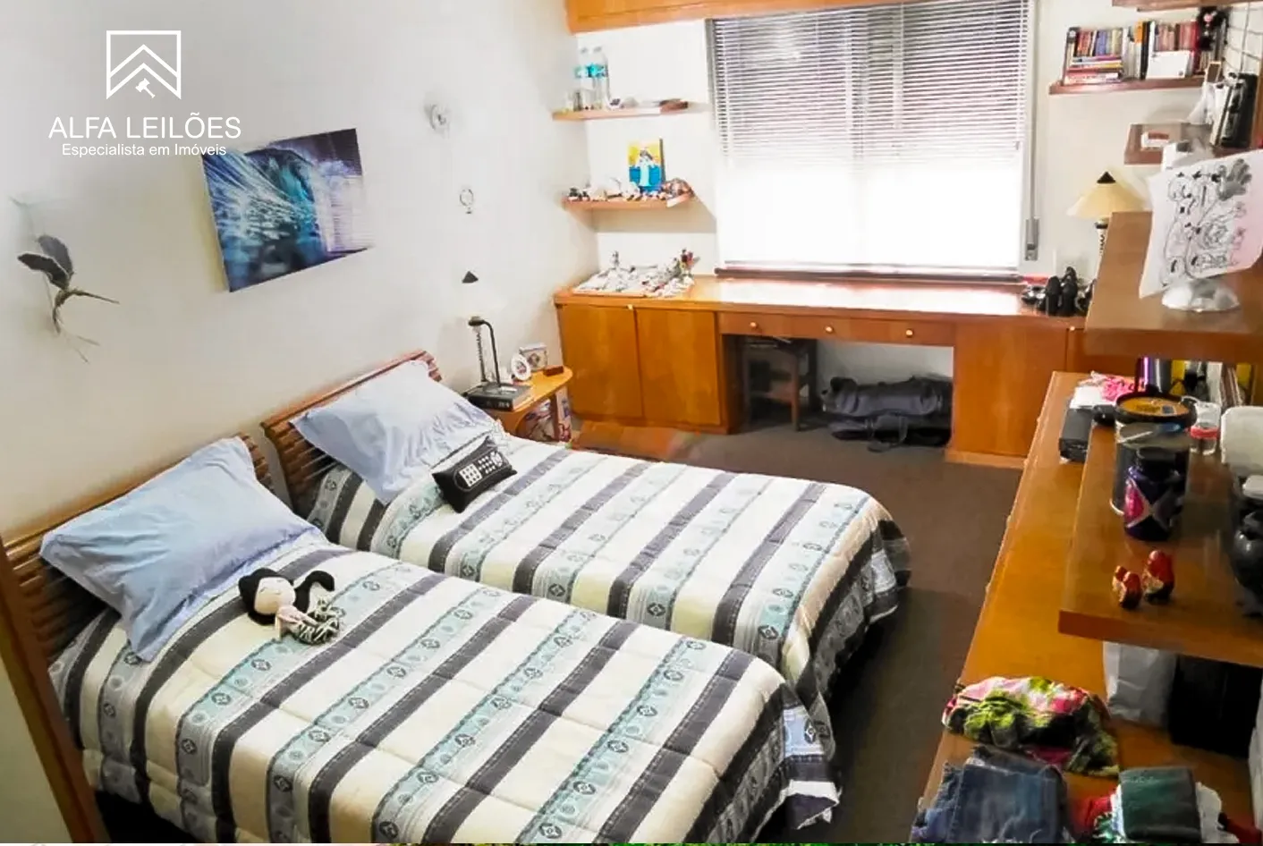 Foto 8 de 22: Casa em leilão em São Paulo - SP, bairro Jardim Guedala — Leilão de Sobrado de Alto Padrão no Jardim Guedala (SP)