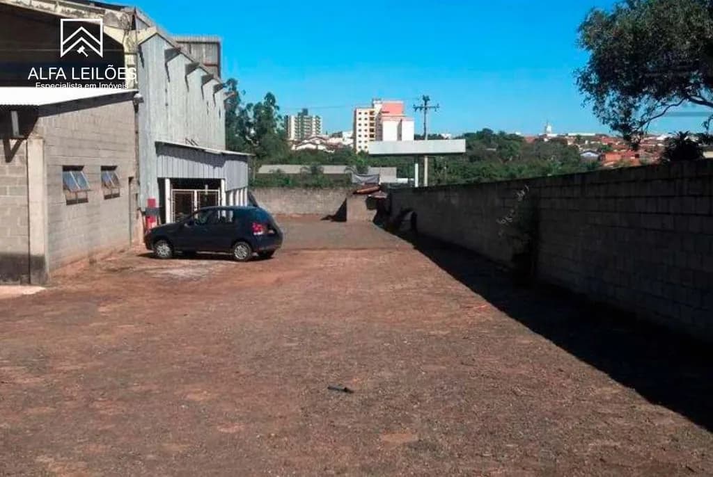 Foto 2 de 10: Comercial em leilão em Paulínia - SP — Leilão de Imóvel Comercial em Paulínia (SP)