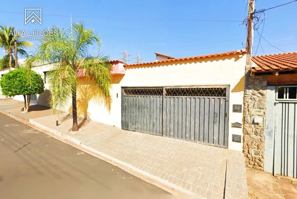 Foto 2 de 3: Casa em leilão em São Paulo - SP — Leilão de Casa em Ribeirão Preto (SP)