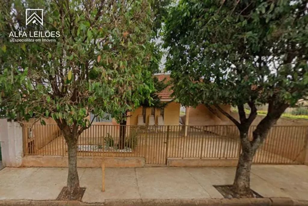 Foto 2 de 3: Casa em leilão em Itápolis - SP — Leilão de Casa em Itápolis (SP)