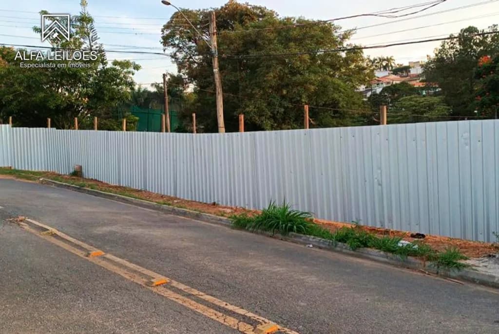 Foto 2 de 3: Terreno em leilão em Itapetininga - SP, bairro Jardim Santa Barbara — Leilão de Terreno em Atibaia (SP) - Lote 02 do Edital