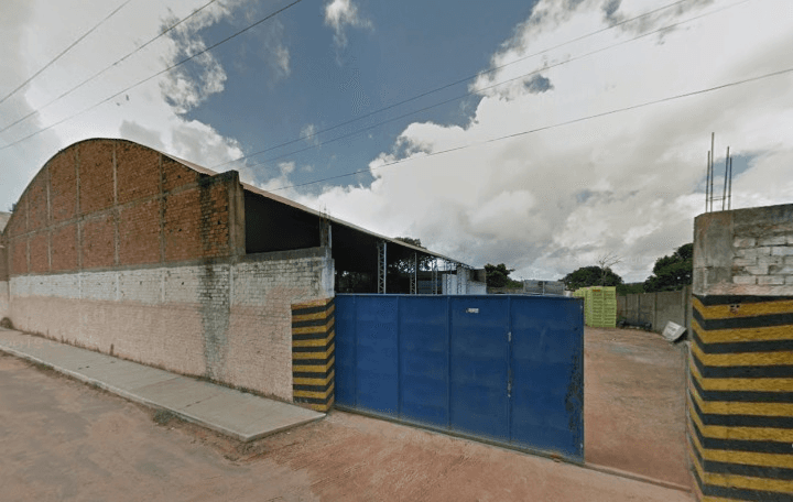 Foto 1 de 4: Comercial em leilão em Fortaleza - CE, bairro Centro — LOTE 1: Galpão com 2.349,32 m² - Lot. Rita Belarmino Pereira FORTALEZA CE