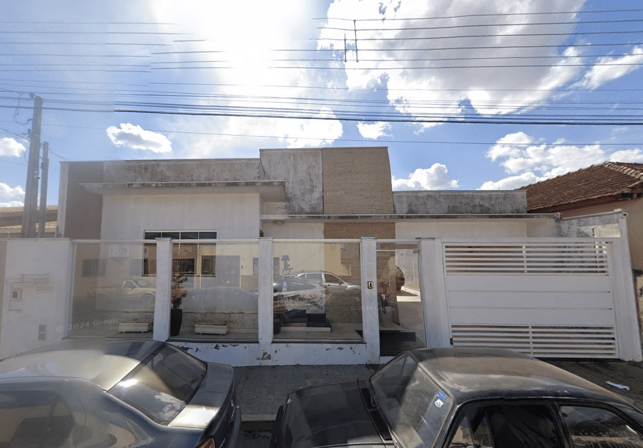 Foto 1 de 2: Casa em leilão em Itararé - SP — LOTE 4: Casa com 132,80 m² - Vila Ozório