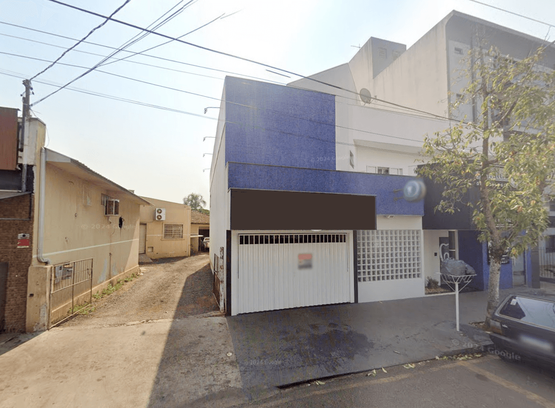 Foto 2 de 16: Comercial em leilão em Marialva - PR — LOTE 3: Imóvel Comercial e Resid. com 386,13 m² - Centro