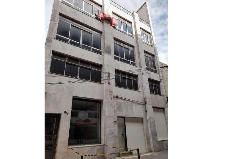 Foto 2 de 16: Comercial em leilão em Rio De Janeiro - RJ, bairro São Cristóvão — LOTE 6: Loja Comercial com 575,00 m² - São Cristóvão RIO DE JANEIRO RJ