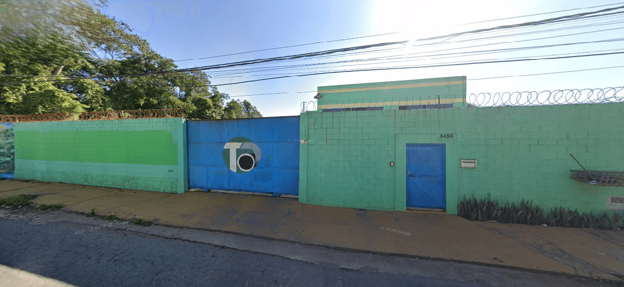Foto 1 de 2: Comercial em leilão em Suzano - SP — LOTE 42: 50% do galpão de 1.320,00m² - Meu Cantinho