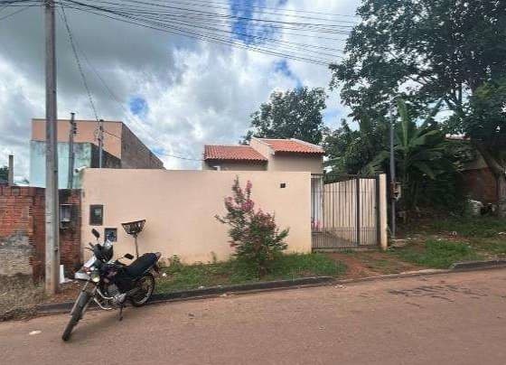 Foto 1 de 2: Casa em leilão em Rondonópolis - MT — LOTE 13: Casa com 54,13 m² - Vila da Amizade