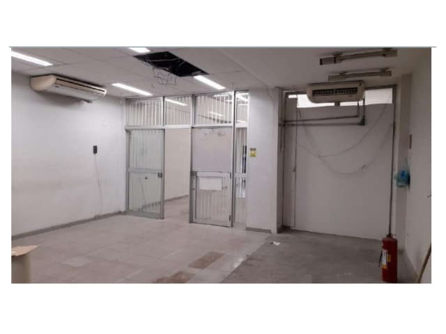 Foto 11 de 16: Comercial em leilão em Rio De Janeiro - RJ, bairro São Cristóvão — LOTE 6: Loja Comercial com 575,00 m² - São Cristóvão RIO DE JANEIRO RJ