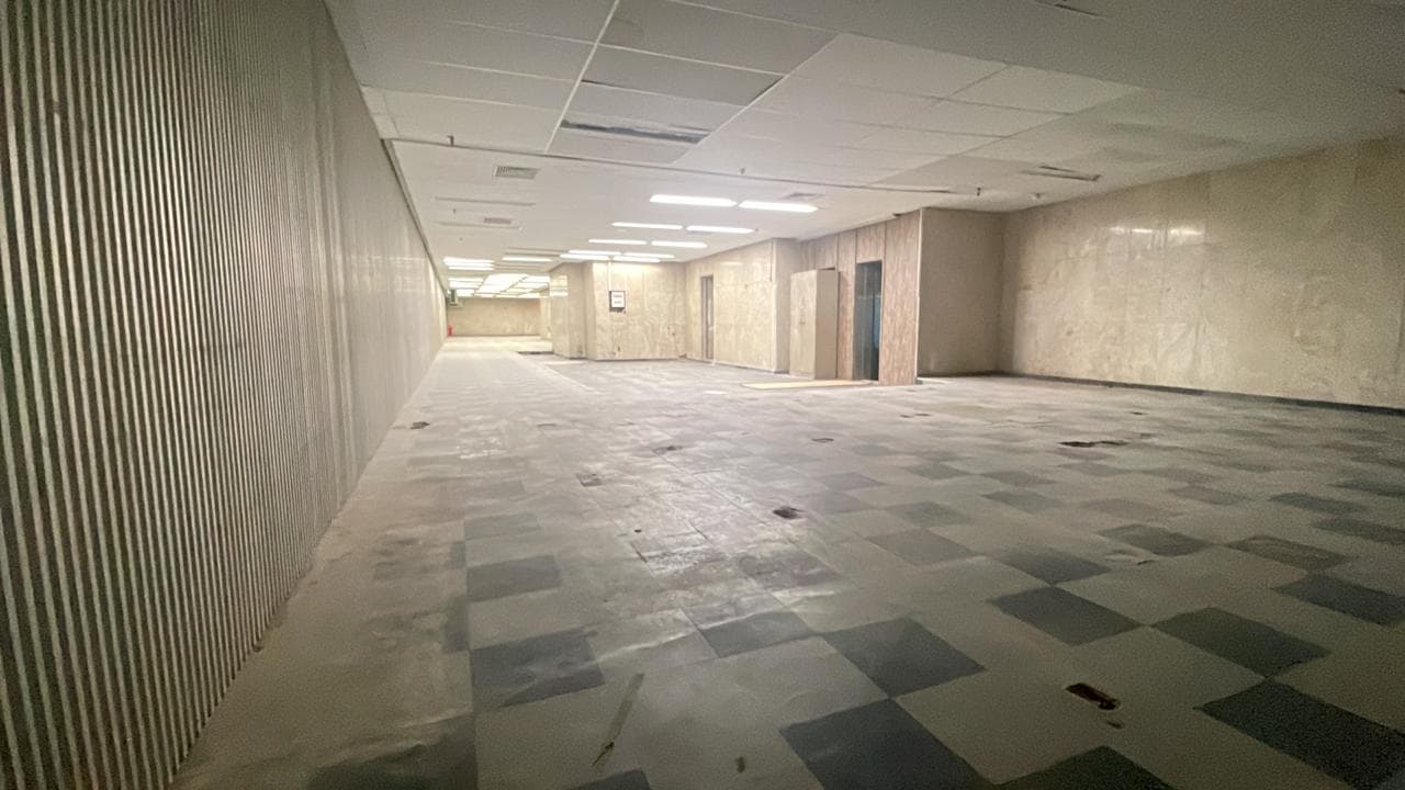 Foto 13 de 22: Comercial em leilão em Rio De Janeiro - RJ, bairro Centro — LOTE 7: Loja Comercial com 2.460,26 m² - Centro RIO DE JANEIRO RJ