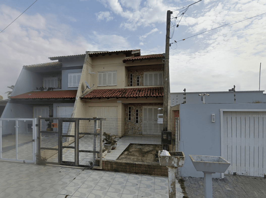 Casa em leilão em Cidreira - RS — LOTE 17: Casa com 149,19 m² - Centro