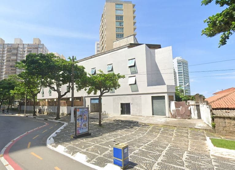 Foto 2 de 6: Terreno em leilão em Guarujá - SP — LOTE 102: Terreno com 1.254,90m² - Centro
