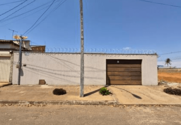 Foto 1 de 2: Casa em leilão em Goianira - GO — LOTE 6: Casa com 88,65 m² - Residencial Triunfo GOIANIRA GO