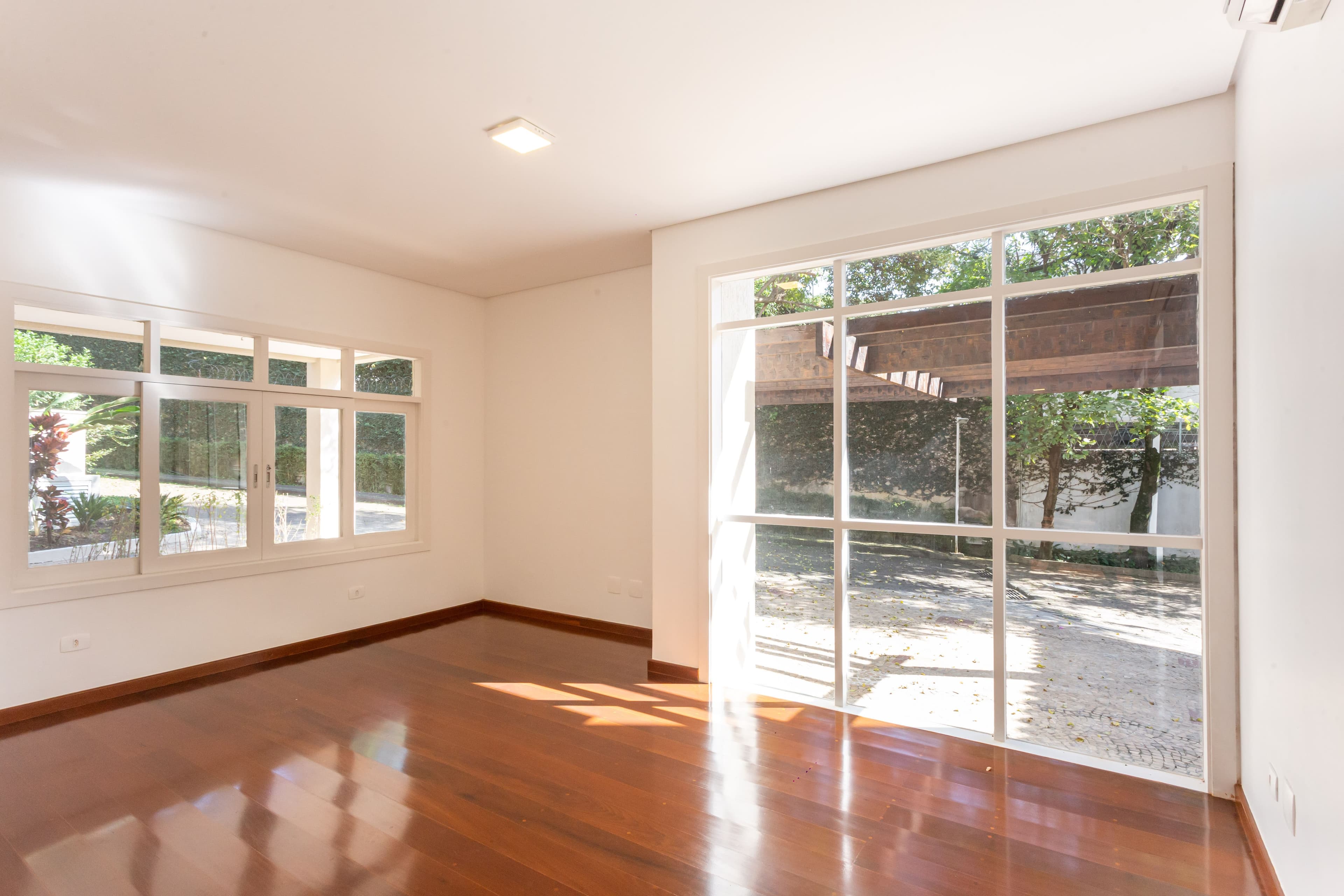 Foto 5 de 58: Casa em leilão em São Paulo - SP — LOTE 1: Casa Alto Padrão com 465,00 m² - Morumbi SÃO PAULO SP