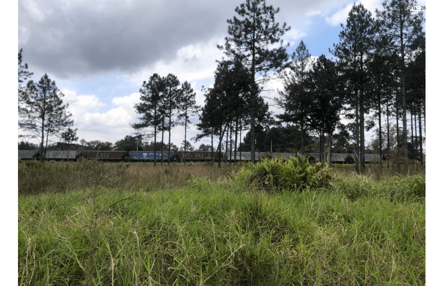 Foto 3 de 5: Terreno em leilão em Embu-guaçu - SP — LOTE 18: Terreno com 2.038,711 m² - Centro