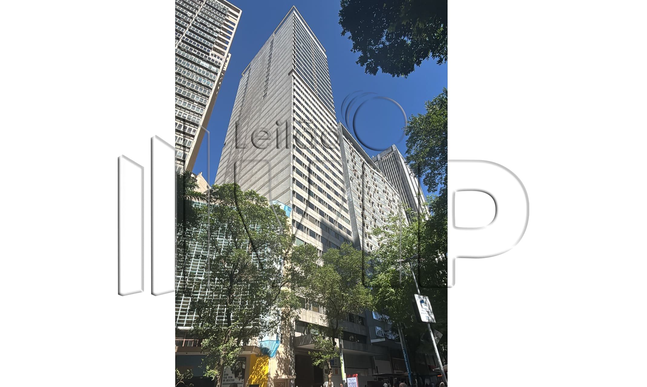 Foto 1 de 18: Comercial em leilão em Rio De Janeiro - RJ, bairro Centro — LOTE 10: Loja com 2.069,55m² - Centro RIO DE JANEIRO RJ