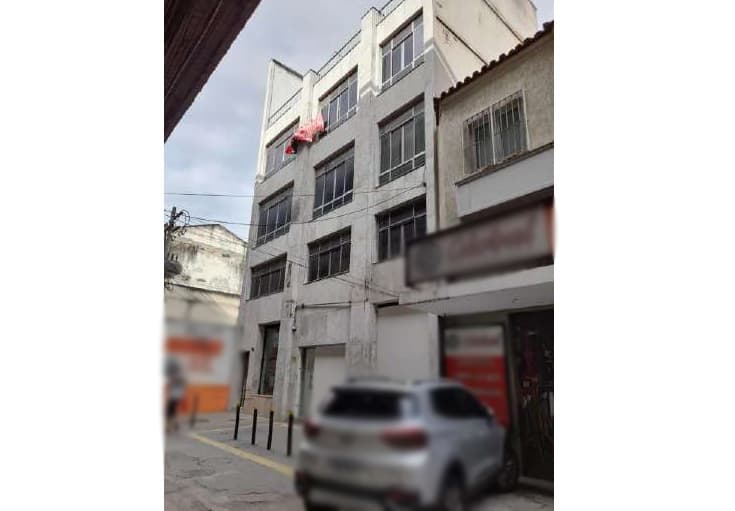 Foto 3 de 16: Comercial em leilão em Rio De Janeiro - RJ, bairro São Cristóvão — LOTE 6: Loja Comercial com 575,00 m² - São Cristóvão RIO DE JANEIRO RJ