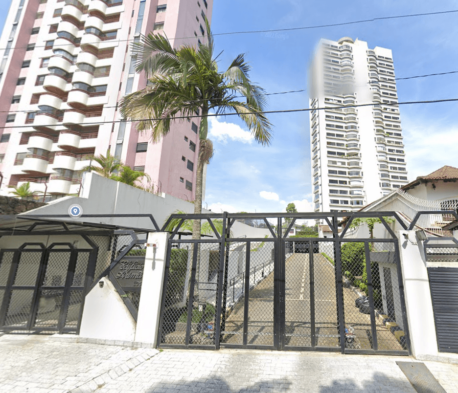 Apartamento em leilão em São Paulo - SP — LOTE 24: Apartamento com 301,24 m² - Vila Santo Estéfano