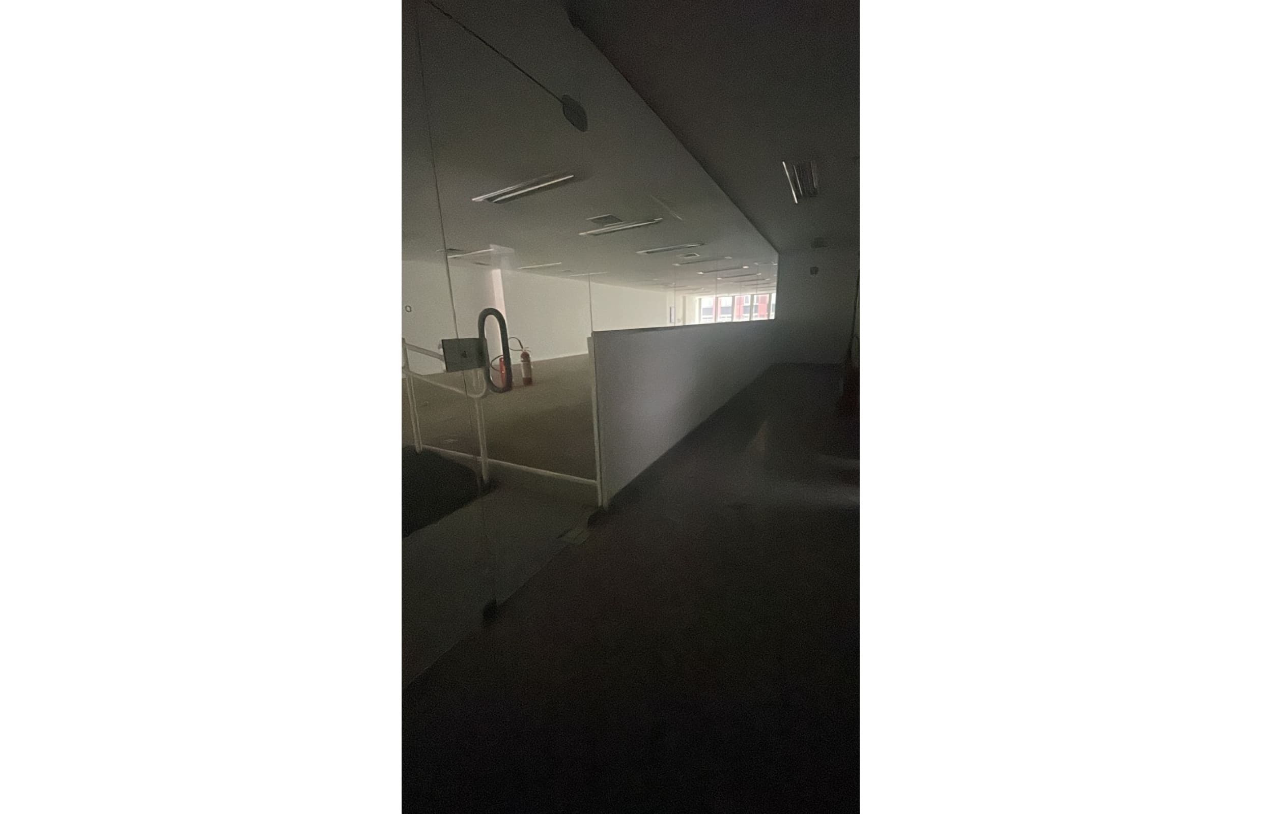 Foto 20 de 22: Comercial em leilão em Rio De Janeiro - RJ, bairro Centro — LOTE 7: Loja Comercial com 2.460,26 m² - Centro RIO DE JANEIRO RJ