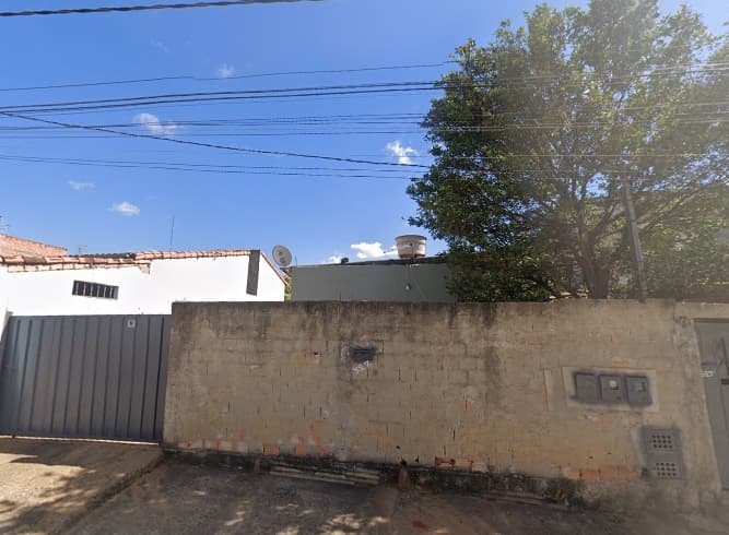 Foto 2 de 3: Casa em leilão em Sete Lagoas - MG — LOTE 1: Casa com 59,80 m² - Jardim Primavera