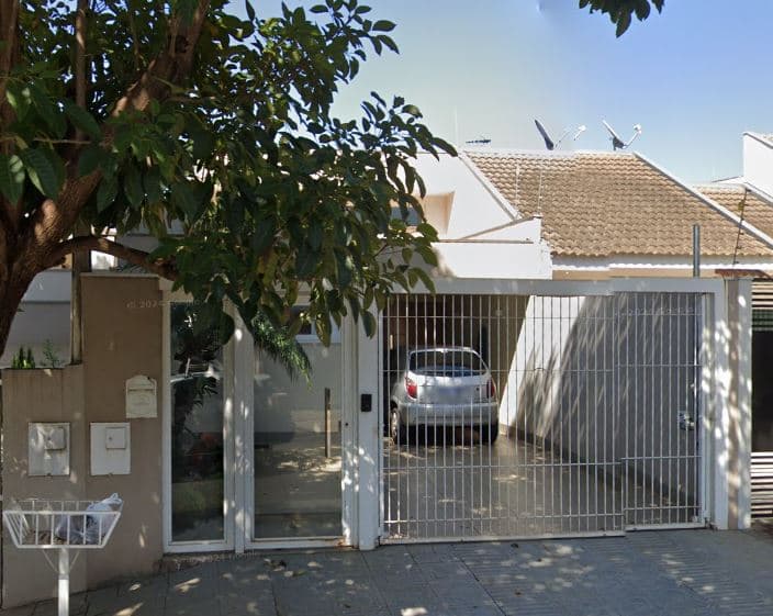 Casa em leilão em Maringá - PR — LOTE 8: Casa com 104,91 m² - Jardim Everest