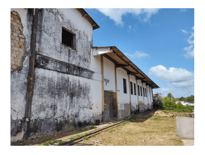 Foto 1 de 2: Comercial em leilão em Cururupu - MA — LOTE 1: Galpão industrial com 250 m²