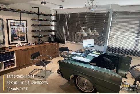 Foto 3 de 10: Comercial em leilão em Porto Alegre - RS — LOTE 1: Sala Comercial com 200,46 m² - São Geraldo