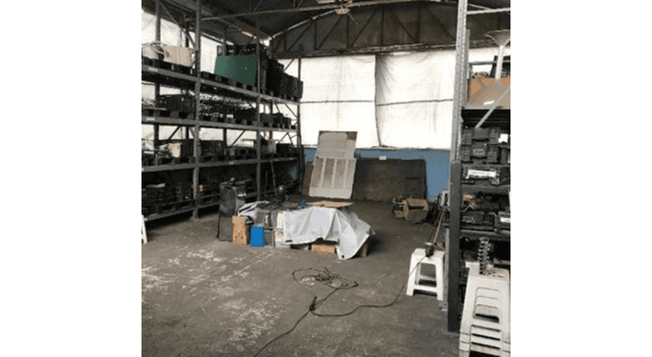 Foto 14 de 18: Comercial em leilão em São Paulo - SP, bairro Guaiauna — LOTE 1: Imóvel comercial com 383,00m² - Guaiauna - (02) SÃO PAULO SP
