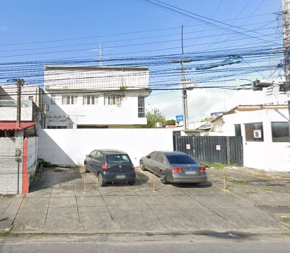 Casa em leilão em Recife - PE — LOTE 1: Casa em Terreno de 1.487,50 m² - Campo Grande