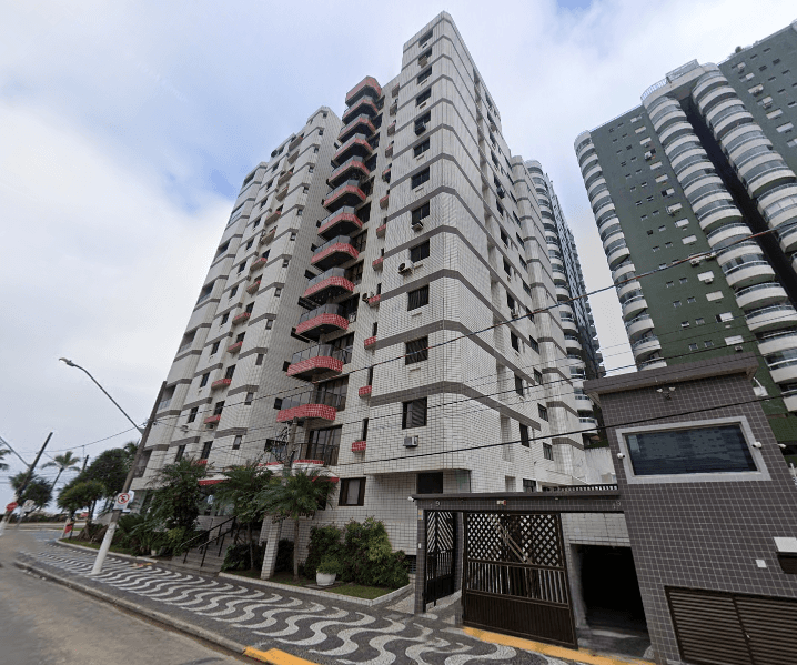 Apartamento em leilão em Praia Grande - SP — LOTE 3: Apartamento com 123,09 m² - Canto do Forte - (02)