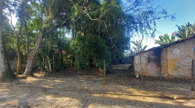 Foto 1 de 8: Terreno em leilão em Taubaté - SP — LOTE 1: Terreno (Lote 23) com 963,00 m² - Pinhão - (02)