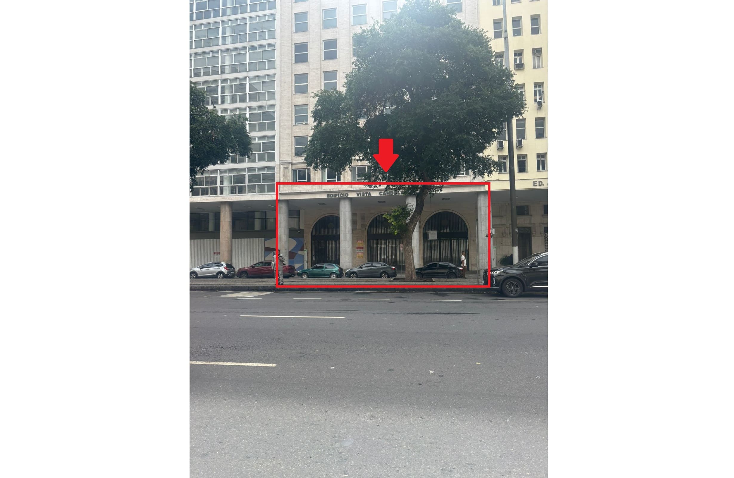 Foto 3 de 15: Comercial em leilão em Rio De Janeiro - RJ, bairro Centro — LOTE 11: Imóvel Comercial com 1.361,00 m² - Centro RIO DE JANEIRO RJ