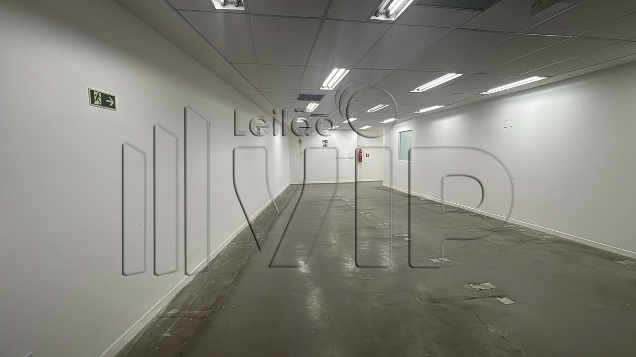 Foto 16 de 18: Comercial em leilão em Rio De Janeiro - RJ, bairro Centro — LOTE 10: Loja com 2.069,55m² - Centro RIO DE JANEIRO RJ