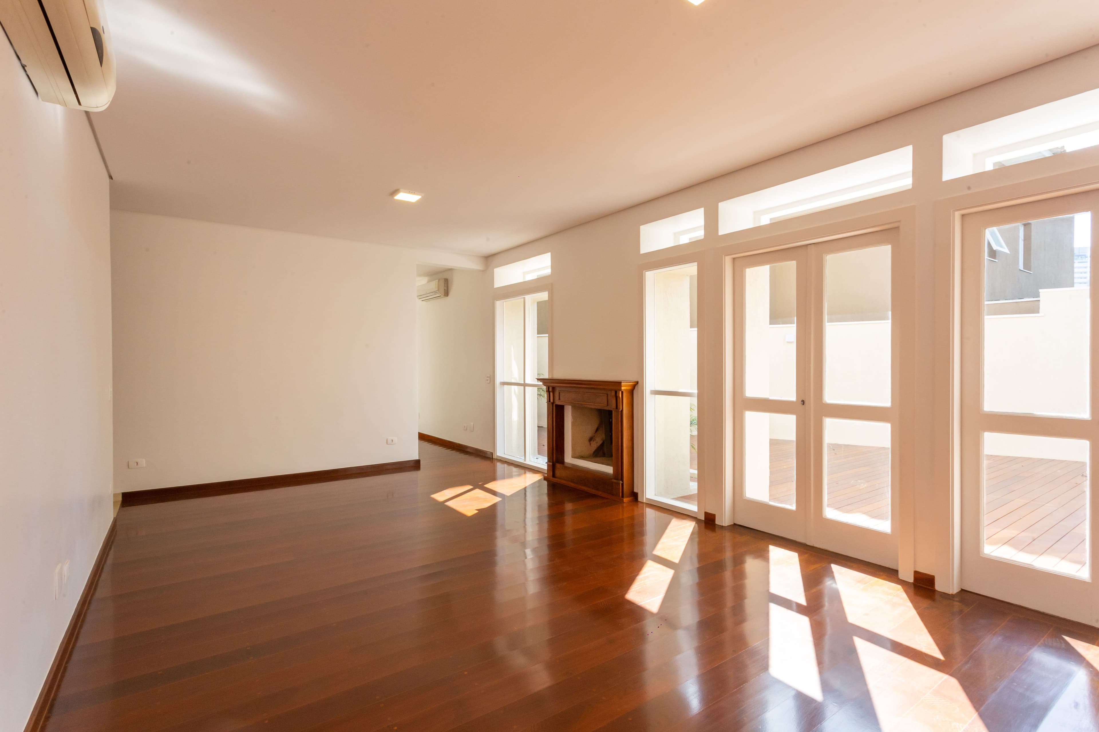 Foto 9 de 58: Casa em leilão em São Paulo - SP — LOTE 1: Casa Alto Padrão com 465,00 m² - Morumbi SÃO PAULO SP