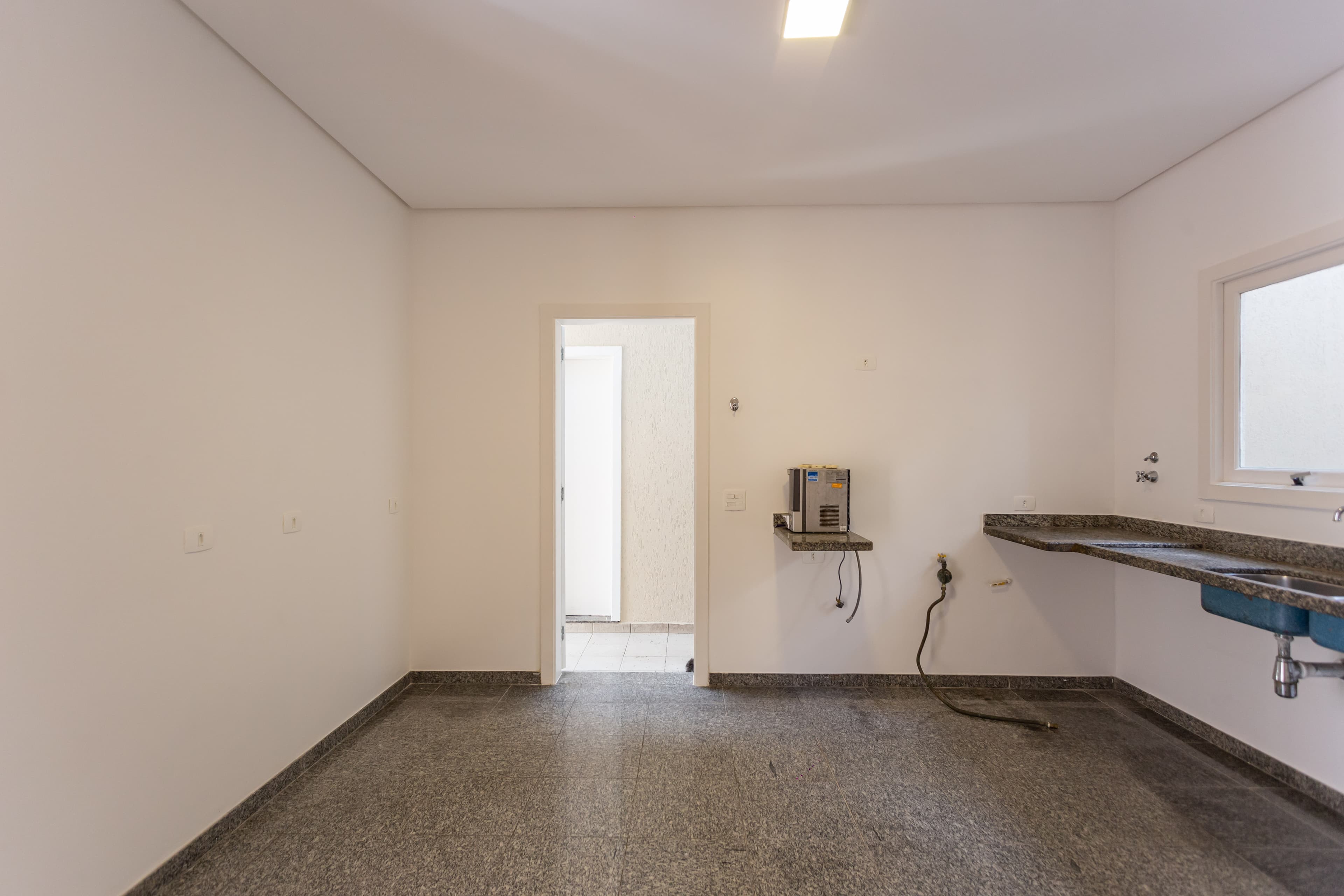 Foto 42 de 58: Casa em leilão em São Paulo - SP — LOTE 1: Casa Alto Padrão com 465,00 m² - Morumbi SÃO PAULO SP