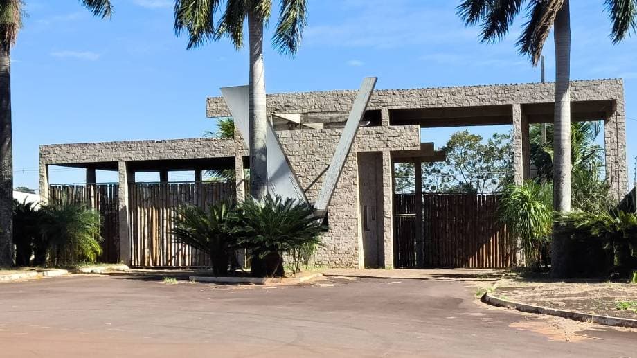 Foto 16 de 16: Terreno em leilão em Pérola - PR — LOTE 1: Lote, Padrão, 0 vaga(s) de garagem PÉROLA PR