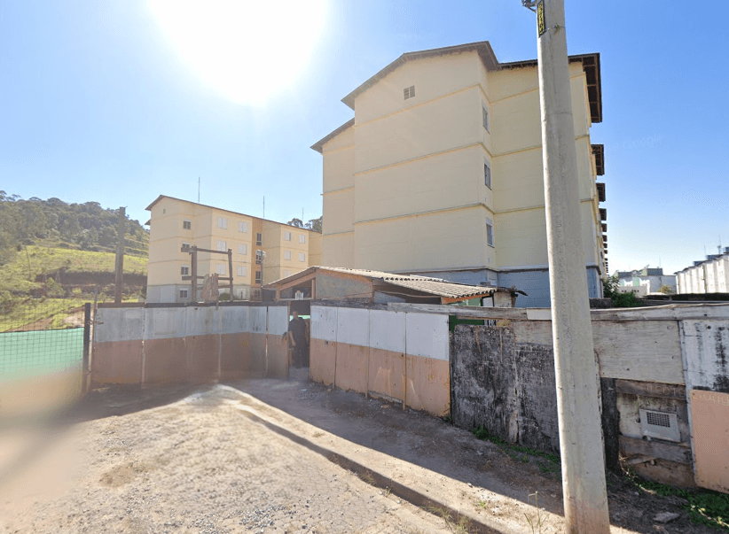Apartamento em leilão em Mogi Das Cruzes - SP — LOTE 1: Apartamento com 45,69 m² - Jardim Marica - (02)