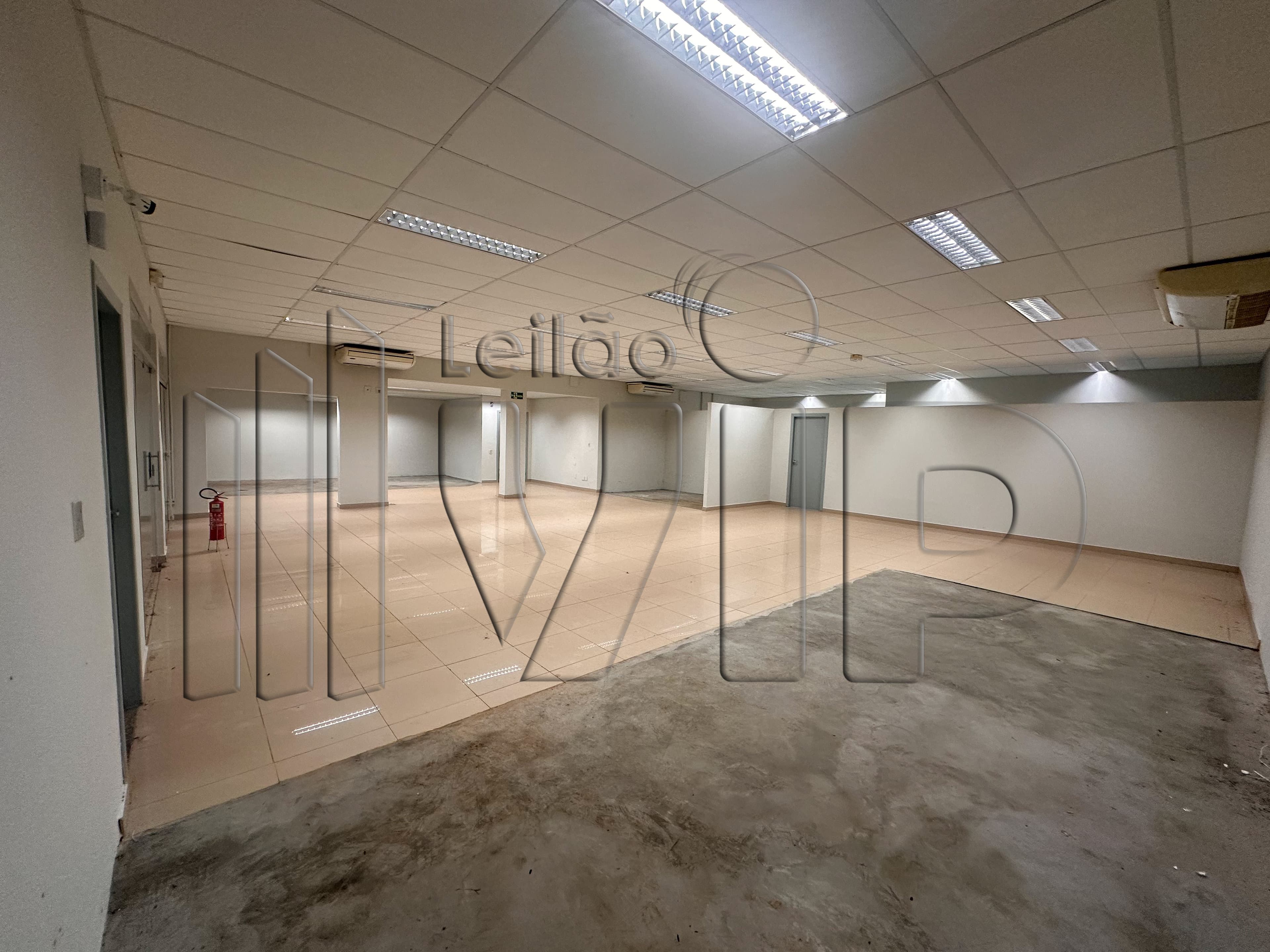 Foto 12 de 16: Comercial em leilão em Itaporã - MS, bairro Centro — LOTE 2: Prédio Comercial com 628,53 m² - Centro ITAPORÃ MS