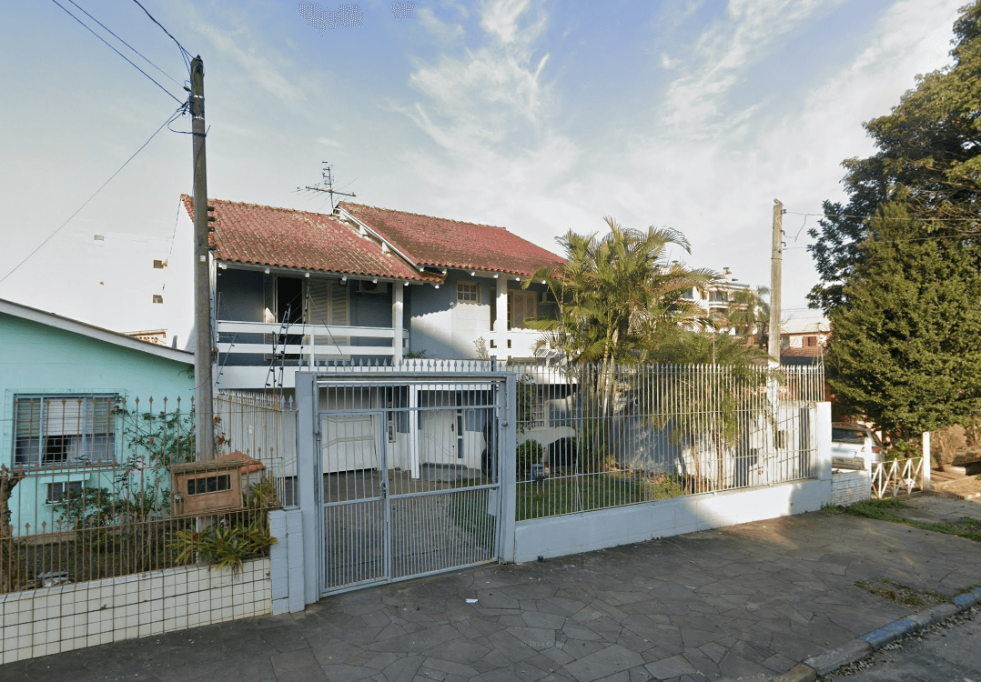 Casa em leilão em Cachoeirinha - RS — LOTE 17: Casa com 211,98 m² - Vila Eunice Nova - (02) CACHOEIRINHA RS