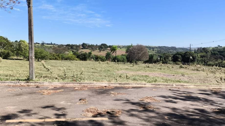 Foto 8 de 16: Terreno em leilão em Pérola - PR — LOTE 1: Lote, Padrão, 0 vaga(s) de garagem PÉROLA PR
