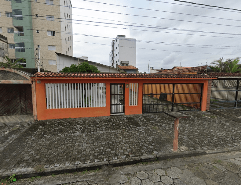 Foto 1 de 2: Casa em leilão em Mongaguá - SP — LOTE 43: Nu propriedade da casa com 145,90 m² - Vila Atlântica
