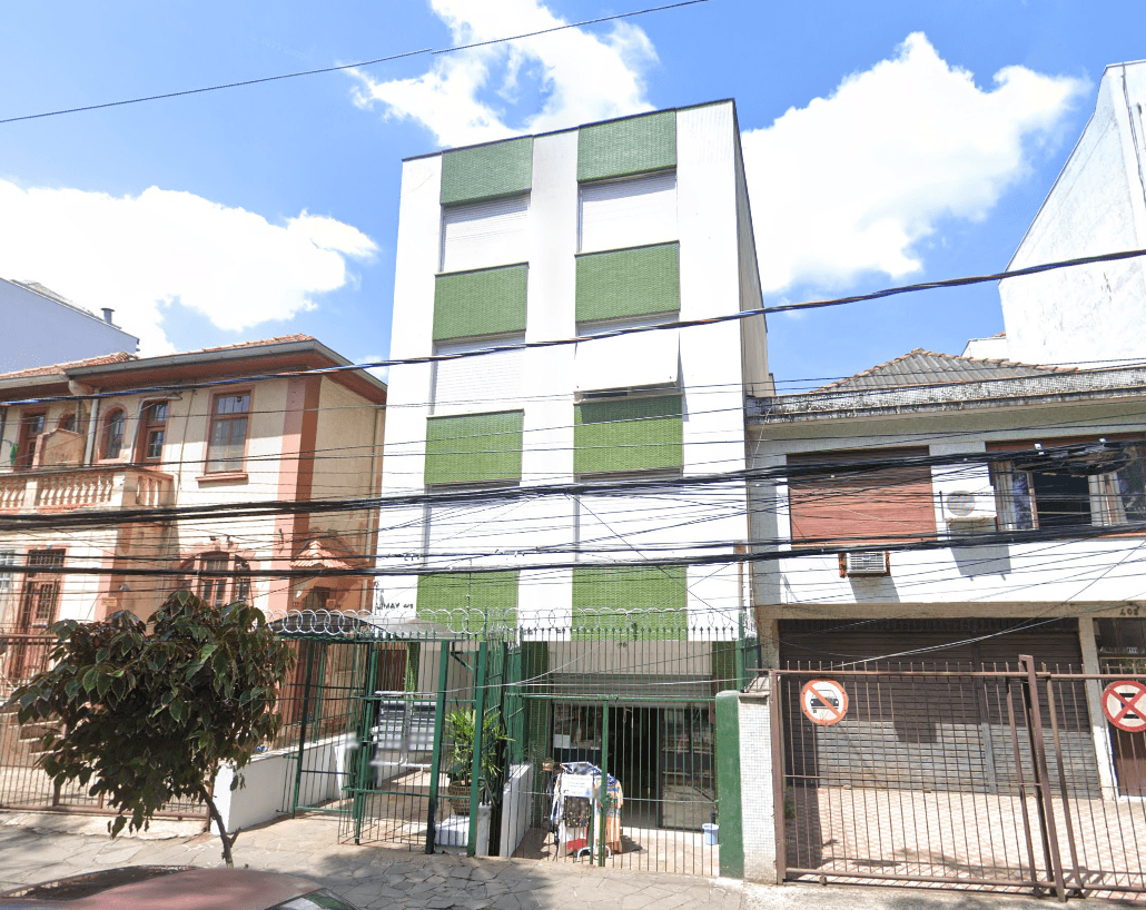 Comercial em leilão em Porto Alegre - RS — LOTE 9: Loja com 46,66 m² - Floresta