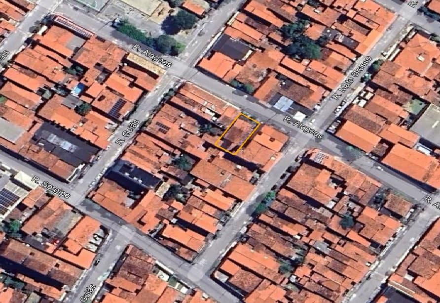 Foto 3 de 4: Casa em leilão em Fortaleza - CE — LOTE 3: Casa com 279,40 m² - Demócrito Rocha FORTALEZA CE