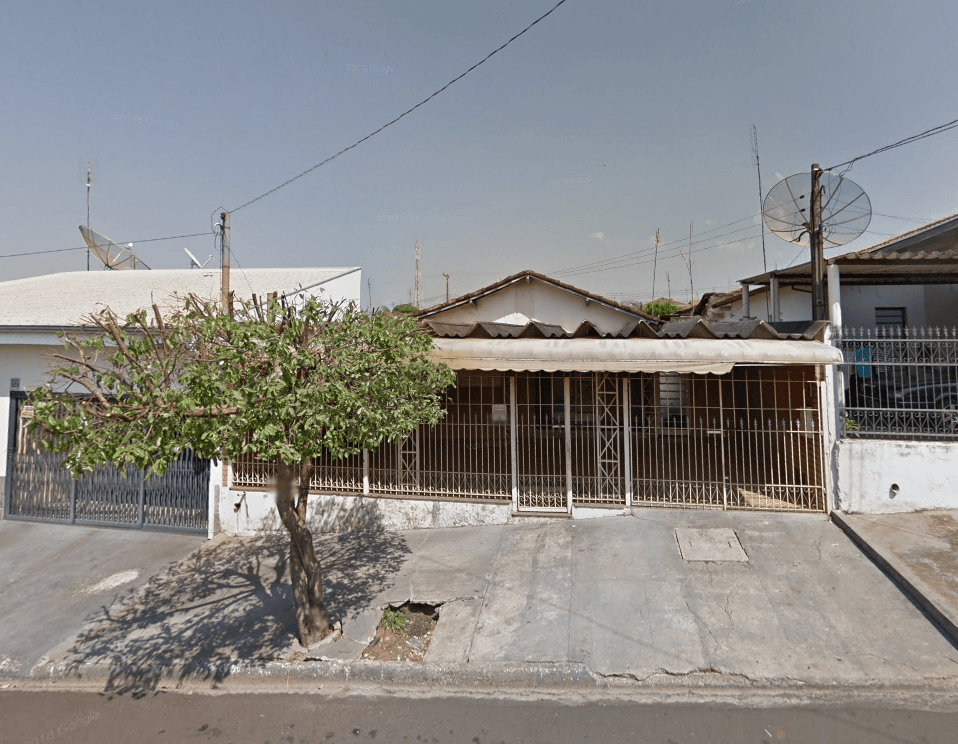 Casa em leilão em Monte Alto - SP — LOTE 15: Casa com 152,07 m² - Jardim Centenário